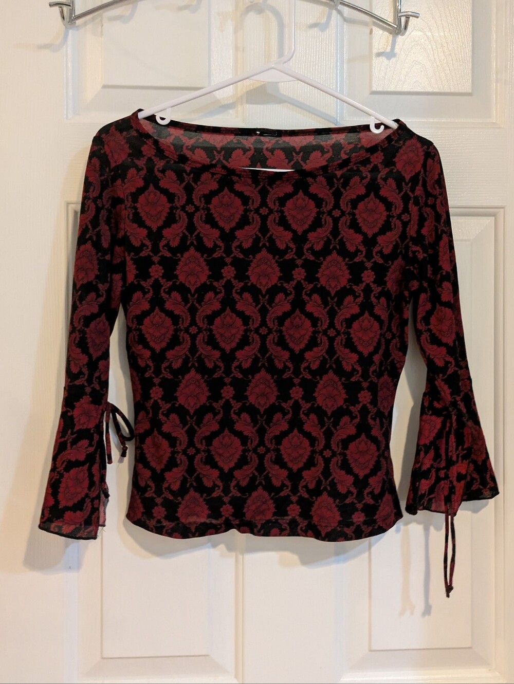 Women’s Black & Burgundy Patterned Bell-Sleeve Top